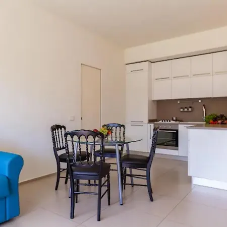 Delight Apartment *